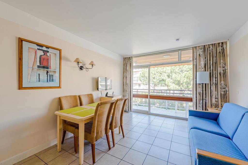 Residence Heliotel Marine - Maeva Home Saint-Laurent-du-Var Eksteriør billede
